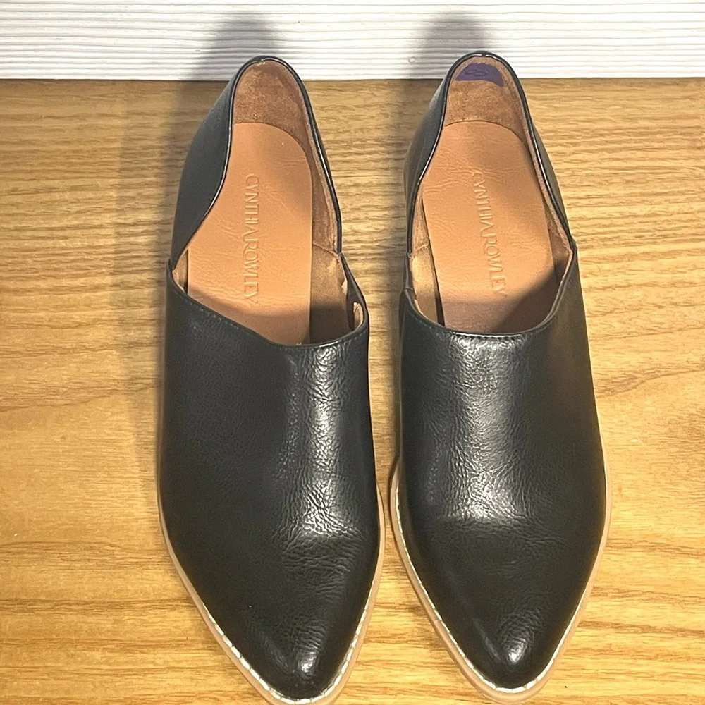 NEW Cynthia Rowley Black Ankle Boots - Picture 9 of 12